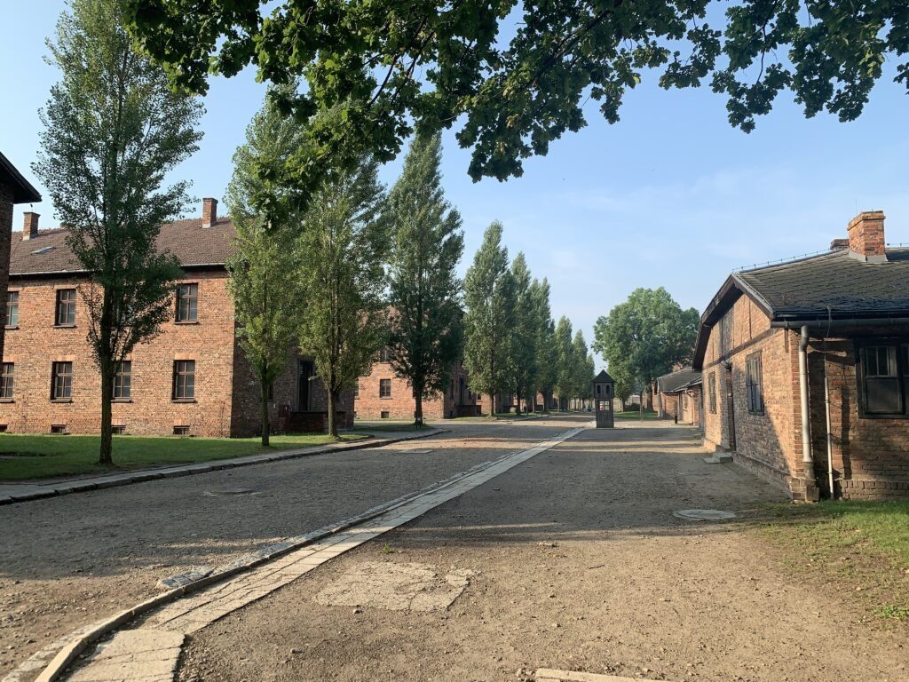 Auschwitz I (Stammlager): Blick zum Appellplatz
