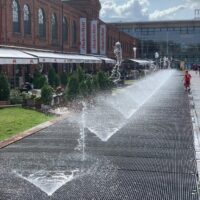 Lodz: Springbrunnen Manufaktura