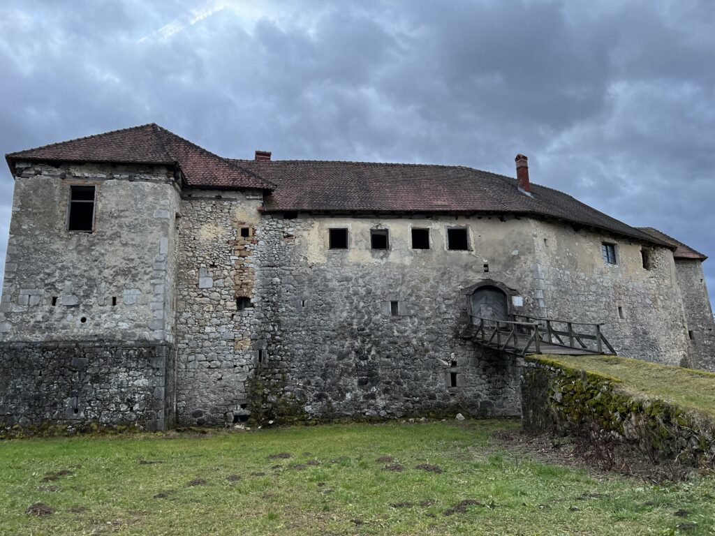 Kroatien: Burg Rubnik