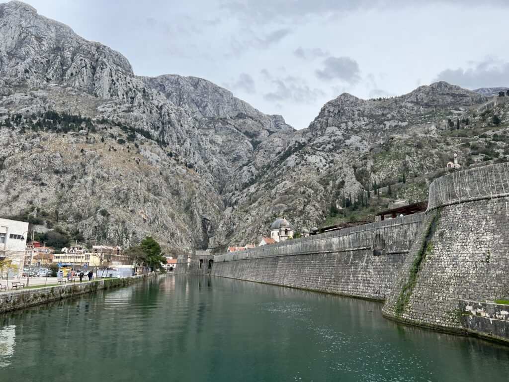 Montenegro: Befestigungen in Kotor