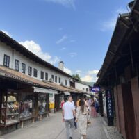 Gasse in der Altstadt von Sarajevo (BiH)