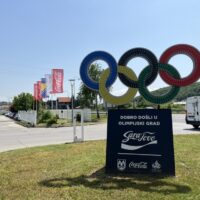 Olympische Ringe in der Coca Cola-Niederlassung (BiH)
